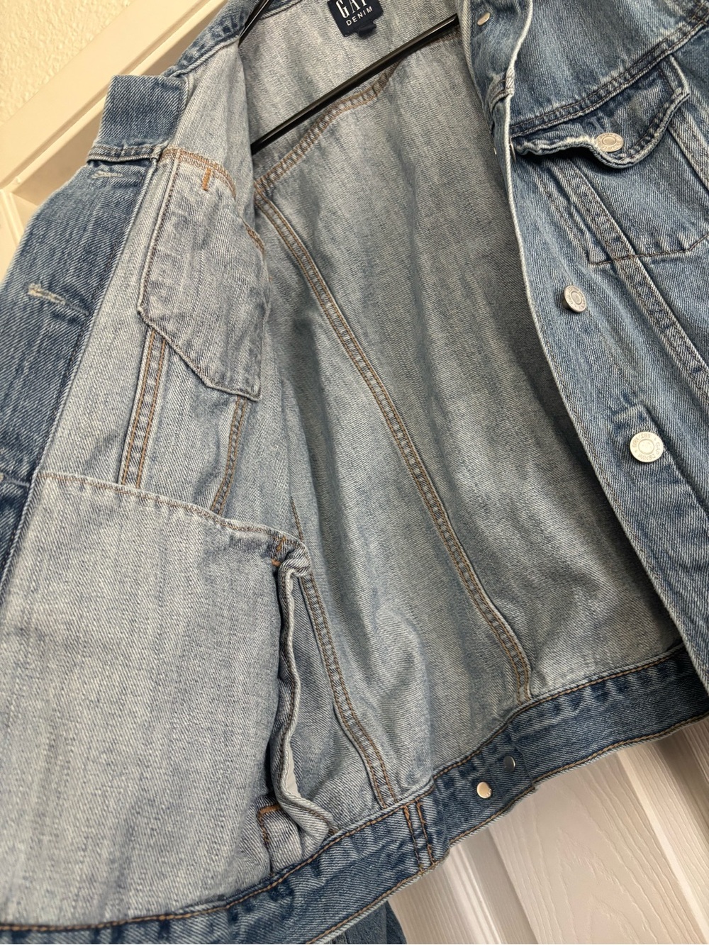 Gap Denim Jacket - Medium - Picture 4 of 13